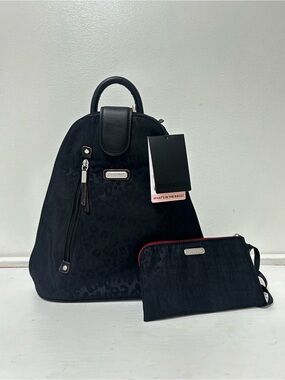 NWT Baggallini Metro Convertible Backpack RFID Phone Wristlet Black Leopard
